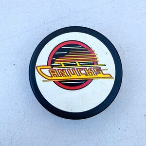 Vintage VANCOUVER CANUCKS NHL Hockey Official Puck by General Tire